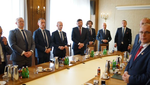 DSC03613-min.JPG DSC03613-min.JPG