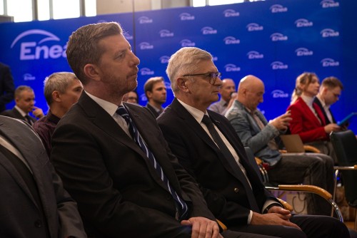 ENE_4176.jpg ENE_4176.jpg