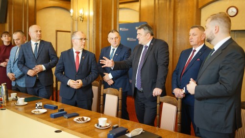 DSC03609-min.JPG DSC03609-min.JPG