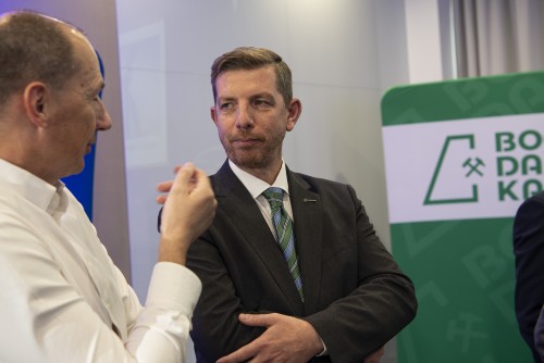 ENE_1968.jpg ENE_1968.jpg