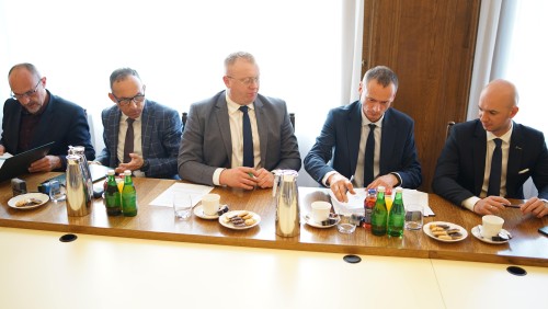 DSC03591-min.JPG DSC03591-min.JPG