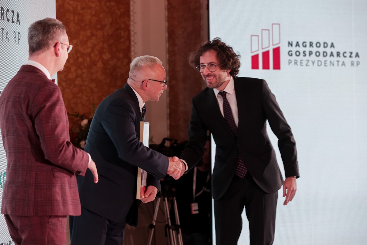 21_PK2_1172.jpg 21_PK2_1172.jpg